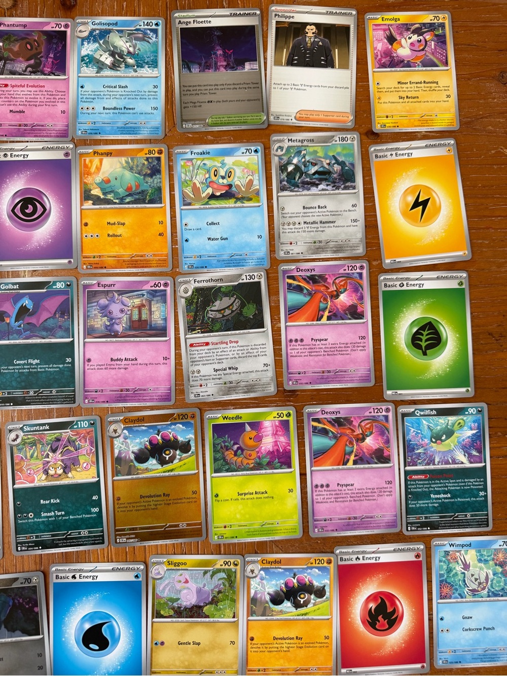 50 Pokémon cards. Only opened the pack, never played with.